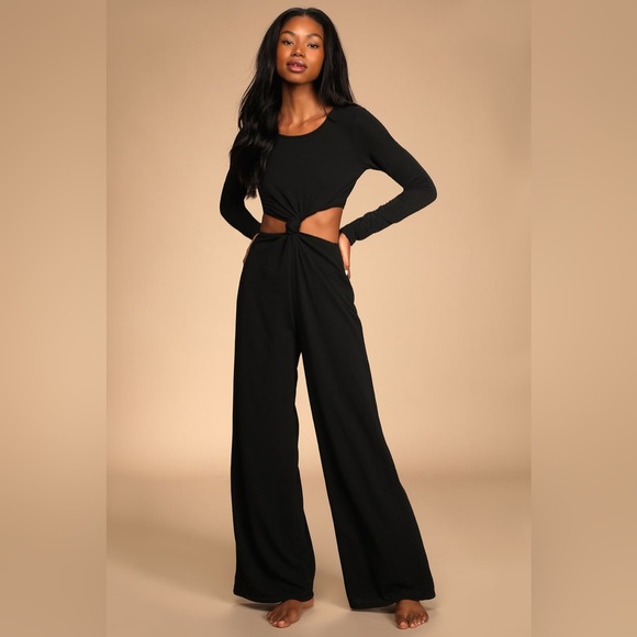 Lulus Pants - Black Long Sleeve Cutout Wide-Leg Jumpsuit